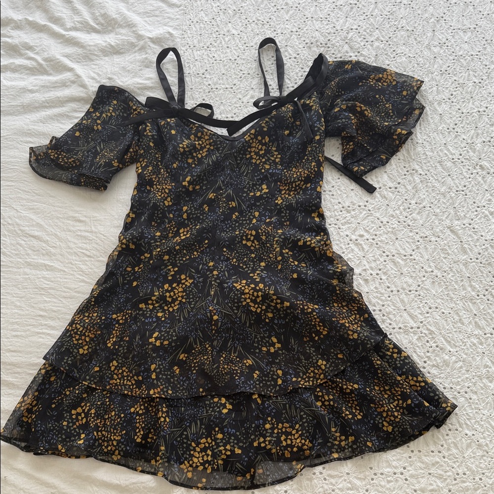 Line and Dot Women’s Black Floral Dress